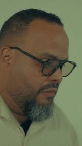 🔥Nuevo Wilde Music Session #19 — ASEREMURAY @aseremuray ASEREMURAY  ASEREMURAY Asere significa hermano, amigo, colega. Samurai es el servidor.  La combinación de las dos palabras significa un amigo al servicio o un