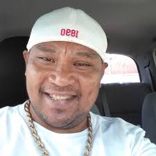 I became a RBKA inJanuary 2024, just got my socket/leg today, & my right  knee keeps giving out after so many steps. Is this normal?