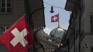 Reichen die massnahmen, die aber wir müssen für uns einen weg finden, der in der schweiz funktioniert. Schweiz Verlangert Und Verscharft Corona Massnahmen Swr Aktuell
