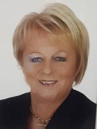 Carrick Golf Club pays tribute to former lady captain