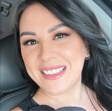 Flower Rivas Makeup Artist