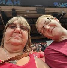 Paula Cruthis (@paula.cruthis) • Facebook