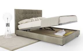 Con testata (hi box), struttura sommier (bed box) e il cuscino di testata soffy. Idee 43 Letti Con Testiera Alta Diotti Com