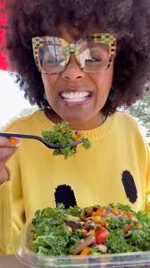 Family look at @willwellsalads out here blessing folks in Durham, NC with  fresh salad options!!! 🙌🏾🙌🏾🙌🏾. If you are ever in the area you gotta  try them out!! All fresh and delicious ingredients and ...