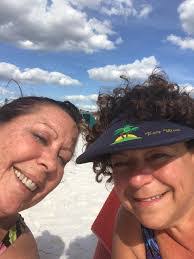 Melanie Mount's Instagram, Twitter & Facebook