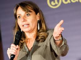 Les IA sont alimentées par de vraies oeuvres » : l'ADAGP face aux nouveaux  enjeux du numérique. Entretien avec Marie-Anne Ferry-Fall, directrice  générale