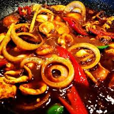 5) biarkan hingga bawang layu & sotong masak. Ramadhan 4 Resepi Sotong Masak Kicap Sedap Melekat