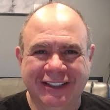 How to Follow Up After a Pitch: 6 Tips