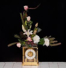 Flowers for a year club. Pin On Happy New Year Flower Arrangements