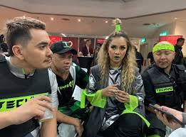 Kisah hidup mimi dalam single superfly. Mimi One Nation Emcees Beri Respon Padu Bila Dua Juara Untuk Gv6 Limau Madu Press