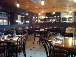 Good Drinks Mac Cheese Oysters Smith Restaurant Restaurant New York Will Smith