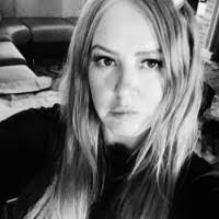 Tracey Workman's Instagram, Twitter & Facebook