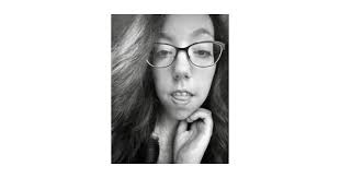 Abigail Shrader Obituary (2000