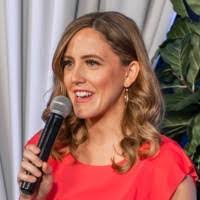 Laura Pagels's Instagram, Twitter & Facebook