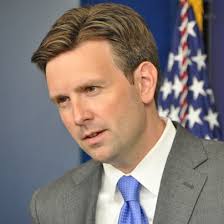 White House says U.S. 'not involved' in detention of Greenwald's partner