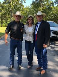 And evelyn kelly has been married to dr samuel lewis siegler ii since july 9th, 1988. Kelly Siegler Hi Y All I M So Excited To Shout Out On My Brand New Official Fb Page And Tell You To Be Sure And Watch Bonds And Me Work With Leon