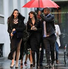 Maybe you would like to learn more about one of these? Shock 12 Year Old Daughter Of Monica Bellucci Has Already Outgrown Her Mother Steemit Monica Bellucci Monica Bellucci Young Monica Bellucci Husband