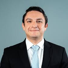 Alejandro Ferrer, High Net Worth