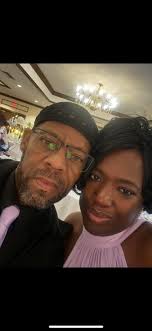 Happy anniversary wishes to couple