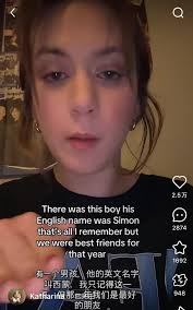 Simon, I miss you so much. It's Katharina..." Recently, a post of "American  netizens looking for high school friends in XiaoHongshu" caught fire in  #XiaoHongshu. Katharina, an American netizen, said ina video