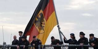 39,99 € * 1 stück | 39,99 €/stück. Rassismus Bei Der Bundeswehr Der Feind In Meinem Boot Taz De