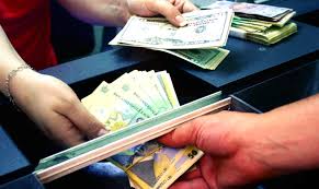 Schimb valutar disponibil online şi în unităţi. Curs Valutar Bnr Azi 2 Mai Cat CostÄƒ Un Euro È™i Ce Se IntamplÄƒ Cu Dolarul Impact