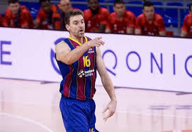 May 25, 2021 · still untitled, the series documents the last lap of a legendary career as gasol returns to barcelona to prepare for the 2021 olympics. Pau Gasol Debuta Con El Barcelona En Su Regreso A Una Cancha 25 Meses Despues De Su Lesion Deportes Cadena Ser