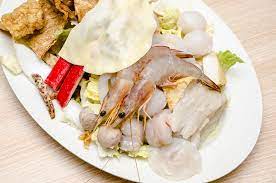 They have 3 branches which are at taman bukit hijau, cheras, batu 11 cheras and this one from jalan klang lama. Coco Steamboat æµ·åº•ç‚‰ At Old Klang Road Huislaw Com