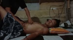 Situasi anak mengalami kembung perut adalah situasi yang sering berlaku dalam kalangan bayi. Urut Perut Kembung Jahangir Mas Yoyok By Andrian Jawa Tengah