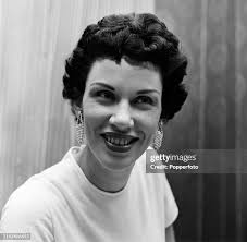 402 Maxine Singer Photos & High Res Pictures