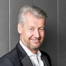 Atlas der Entscheider: Von der Entscheidung zum Erfolg : Becker, Steffen,  Bellof, Andreas, Bingel, Uwe, Boateng, Philipp, Braukmann, Marcus,  Breuninger, Gabriele, Buch, Nicole, Baharak Clausen, Hasti, Echemendia,  Sandra, Dümmel, Ralf, Felder, Alexander,