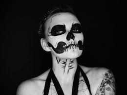 Seruan setan | indonesia horor movies cast : 7 Makeup Halloween Di Instagram Yang Paling Menyeramkan