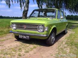 Fiat 128 1975 Oldtimer Op Carrelation Automobiel Klassieke Auto S Oude Auto S