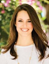 Nancy Nip's Instagram, Twitter & Facebook