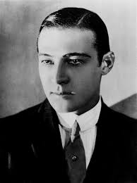 File:Rudolph Valentino