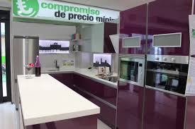 Electrodomésticos, iluminación… todo lo necesario para que puedas disfrutar de tu cocinas y que te sientas cómodo en ella. Cocina Para Leroy Merlin Salamanca Domestika