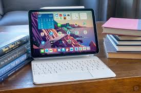 Apple iPad Air (2022) review: Almost ...
