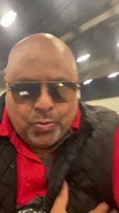 Darwin Salas (@papichulo.qb) • Instagram photos and videos