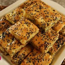طريقة عمل فطيرة جبنة وزعتر أخضر خطوة بخطوة بالصور معجنات Arabic Food Save Food Food