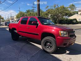 Shop a selection of chevy lift kits. Rough Country 3 5 Suspension Lifts For 07 13 Chevrolet Avalanche 2060 Custom Offsets