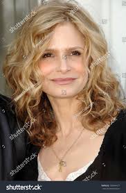 Kyra Sedgwick Watch The Edge Of Seventeen Kyra Sedgwick The Edge Of  Seventeen Amazon Prime Kyra