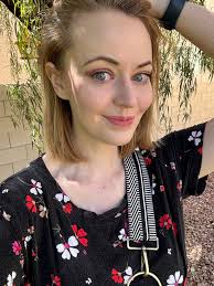 What has an eye, but cannot see? RN Vlu 系 what has an еуе, but cannot see? 