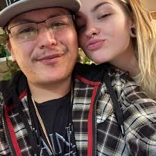 Looking for team to play resurgence casual