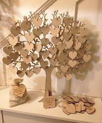 Gastebuch Hochzeit Ideen Die 30 Schonsten Hochzeitsgastebuch Ideen Gastebuch Hochzeit Idee In 2020 Wooden Guest Book Guest Book Tree Wedding Guest Book Alternatives