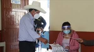 Los resultados a boca de urna muestran también que en la región arequipa pedro castillo (perú libre) alcanzó 67,1 % y keiko fujimori (fuerza popular) 32,9%. Pedro Castillo Lidera Las Encuestas A Boca De Urna En Las Elecciones De Peru Pero Sigue