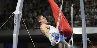 He formerly trained in berlin. Dausers Mehrkampf Comeback Beginnt Mit Einem Riesenschock