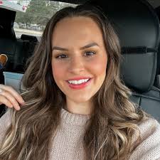 Can I use plastic travel containers for toiletries in Cabo?