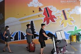 Selain itu, dia menjelaskan, karena namanya sudah berubah. Porter Bandara Ngurah Rai