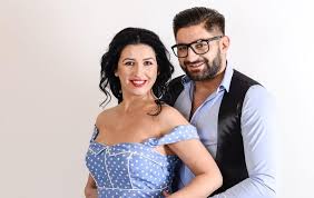 Vă prezentăm cuplurile care îşi testează relaţia, dar şi „ispitele feminine şi masculine. Insula Iubirii Ce Se IntamplÄ Intre ConcurenÈi Èi Ispite Tot Ce Trebuie SÄ Ètii Despre Sezonul 5 Antena 1