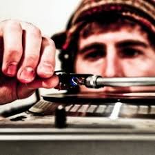 Stream Kevin Lander music